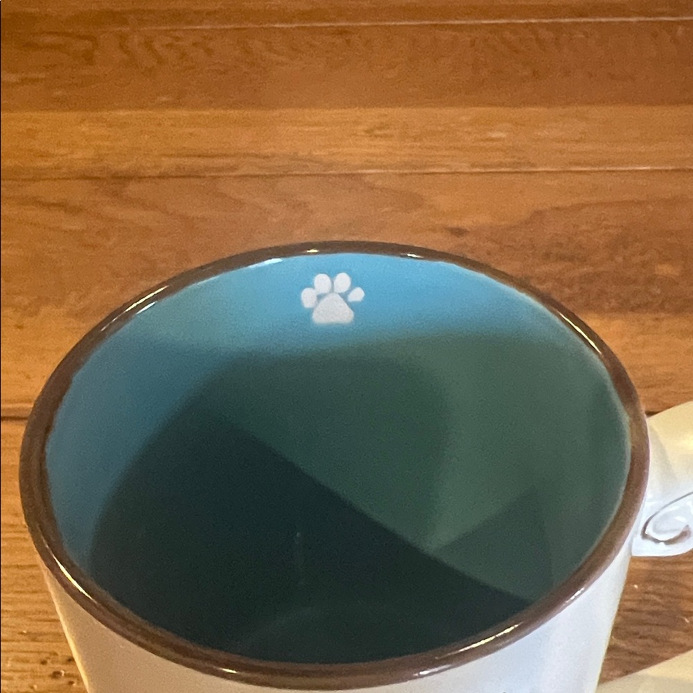 Beach Bum's Mug with Paw Print and Blue Interior - Picture 2 of 7